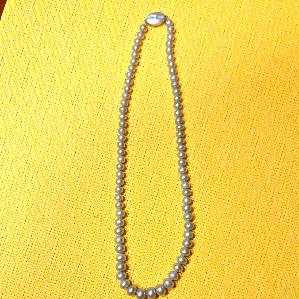 Honore Elegant Silver Pearl Necklace
